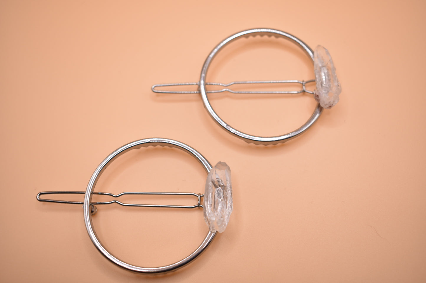 Silver Round Quartz Hair Clip