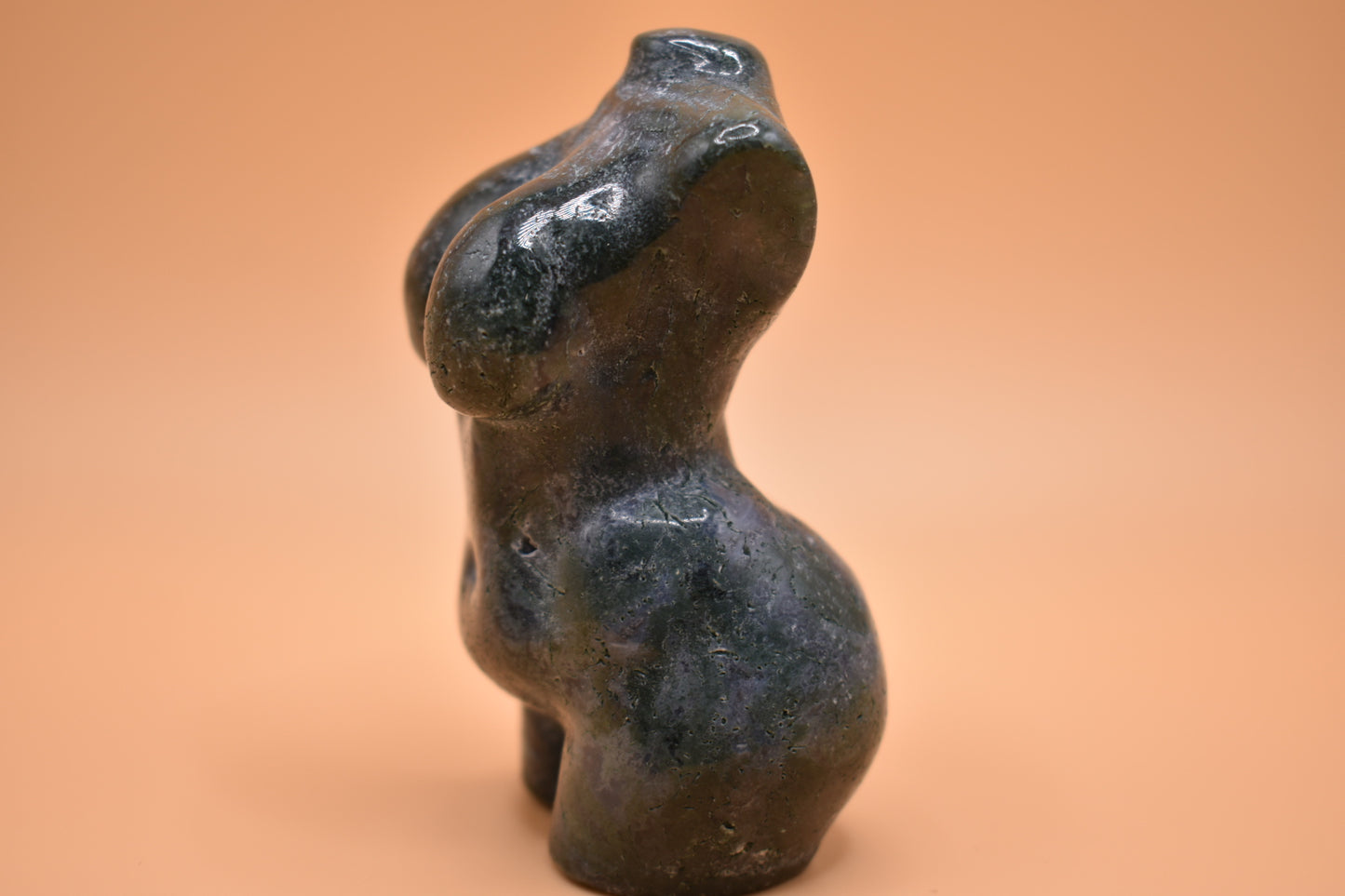 Tree Moss Agate Woman (1)