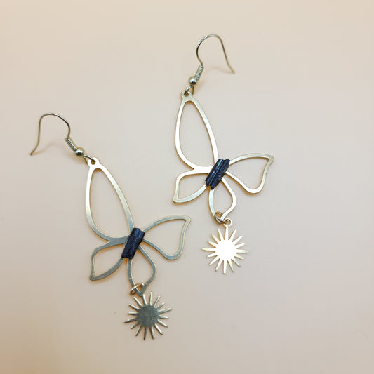 Flying & Sparkling