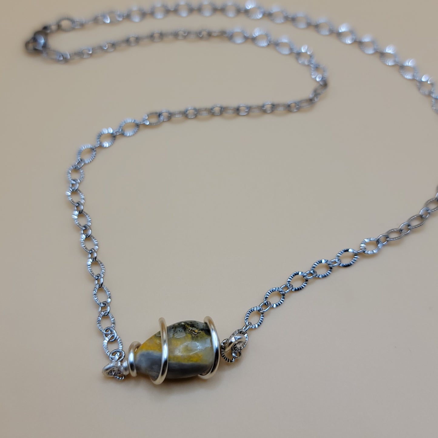 Bumble Bee Jasper -I AM CONFIDENT